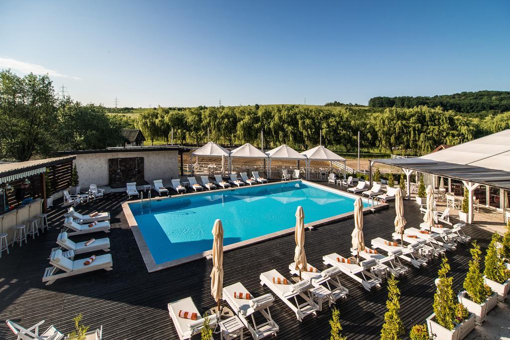 Hotel Conacul Archia Deva Exterior foto