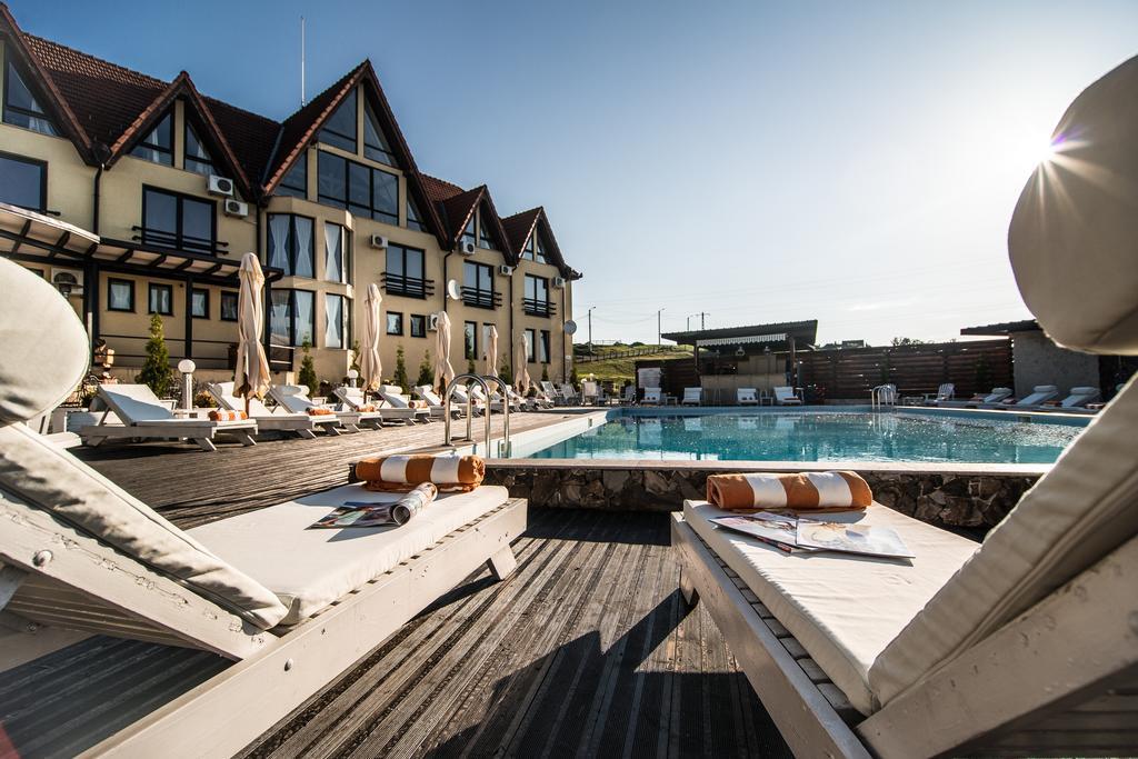Hotel Conacul Archia Deva Exterior foto